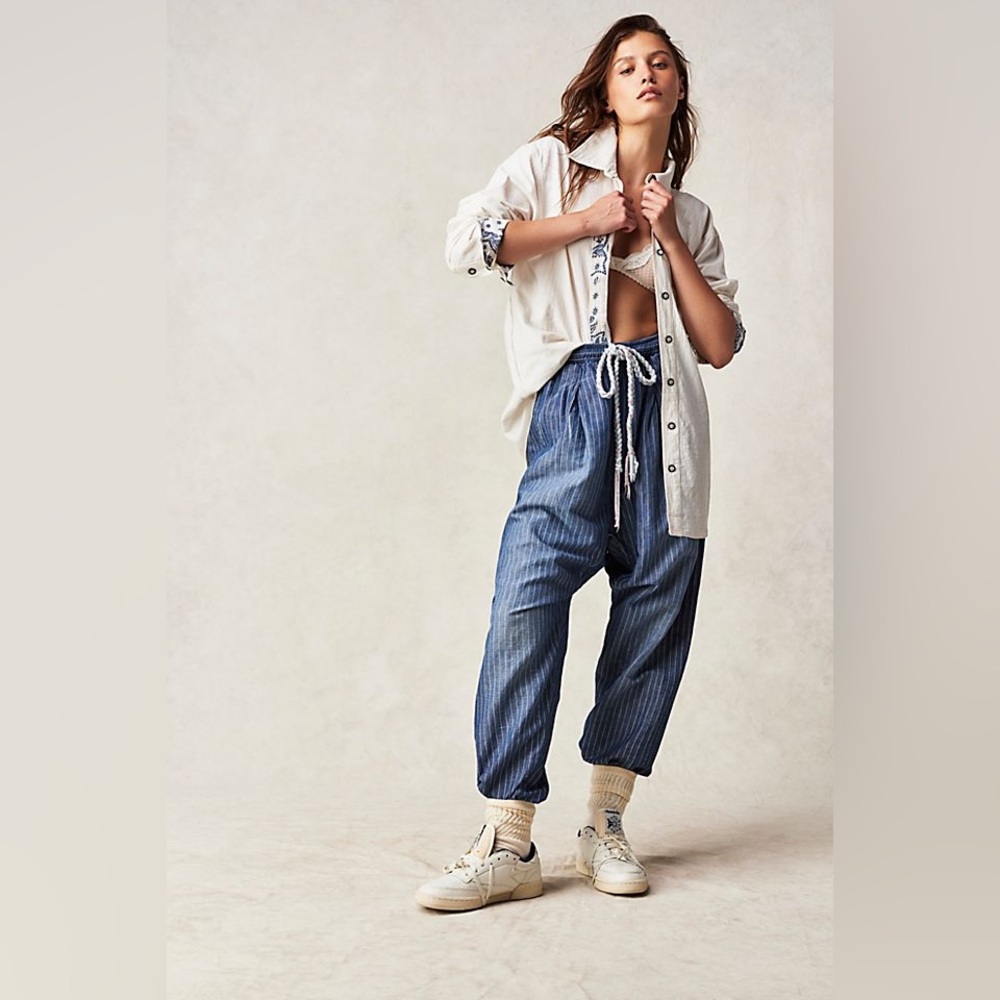 Free People White and Blue Button Down Shirt - Picture 3 of 12